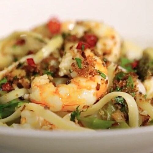 Prawn and Asparagus Linguine with Chilli Pangrattato