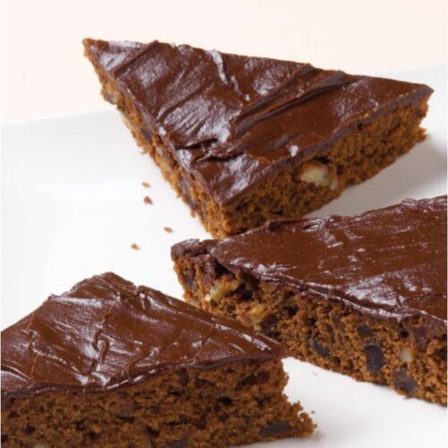 Fudge and Date Slice